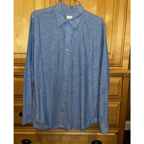 GAP Other - Gap men’s large chambray button down